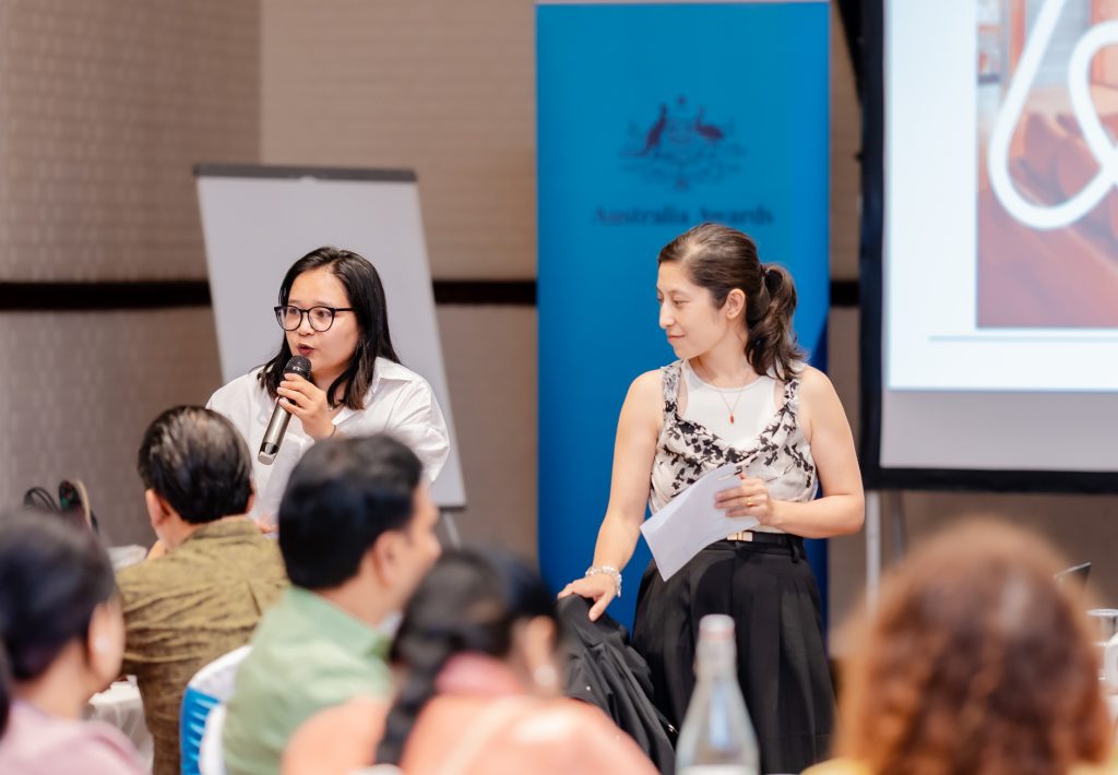 Doma Tsering Tamang (left) and Prabina Shrestha (right) facilitating the session.