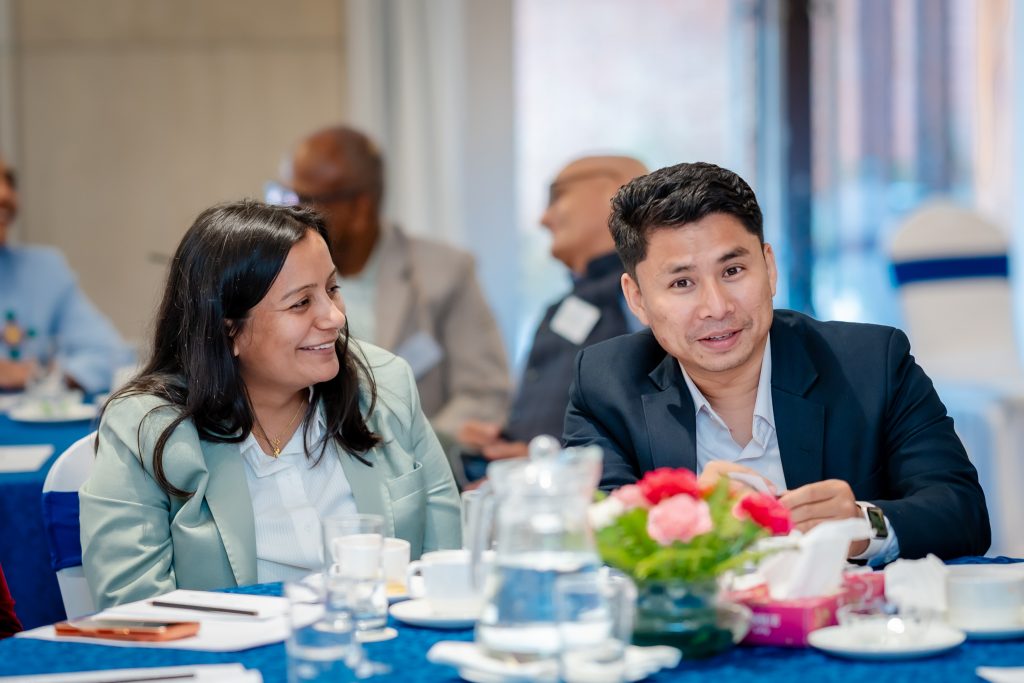Alumni learn about mindfulness and multiple intelligence